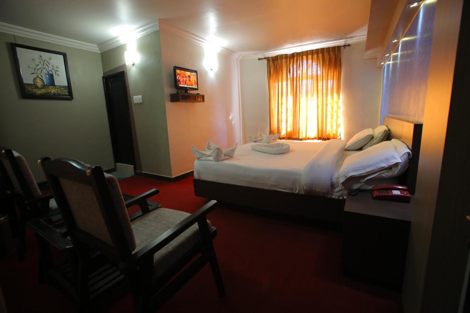 City Palace Hotel أوتي المظهر الخارجي الصورة