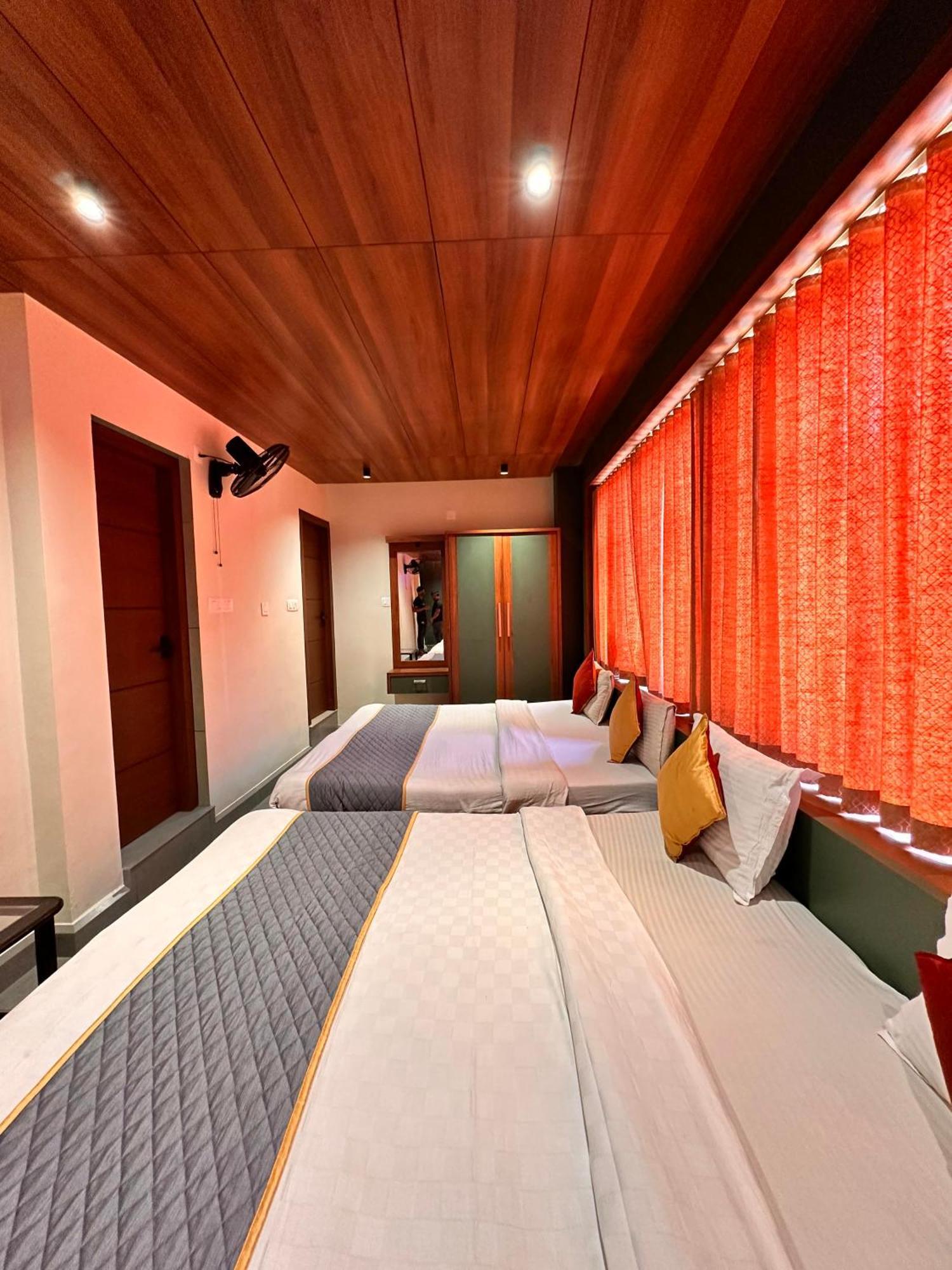 City Palace Hotel أوتي المظهر الخارجي الصورة